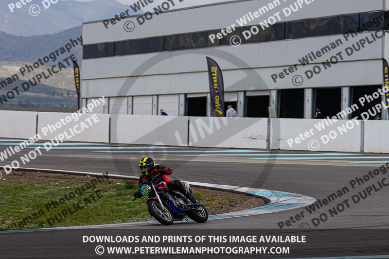 cadwell no limits trackday;cadwell park;cadwell park photographs;cadwell trackday photographs;enduro digital images;event digital images;eventdigitalimages;no limits trackdays;peter wileman photography;racing digital images;trackday digital images;trackday photos